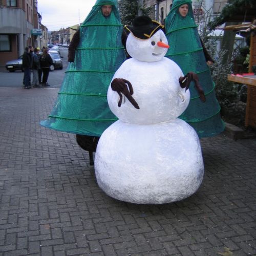 Le Bonhomme hiver et sa suite